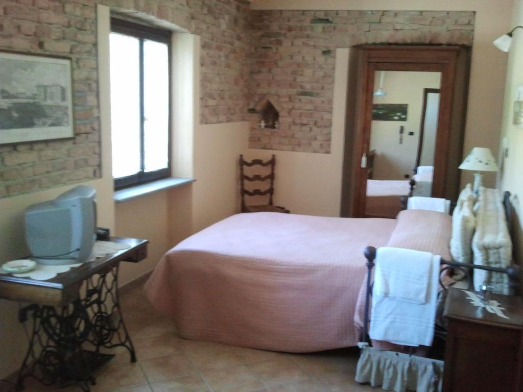 Gran Collina Villa San Damiano dʼAsti Værelse billede