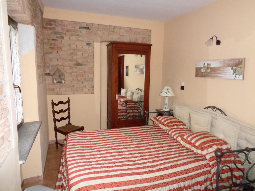 Gran Collina Villa San Damiano dʼAsti Værelse billede